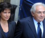 Anne Sinclair et DSK sortant du tribunal à New York le 6 juin 2011
