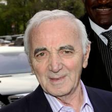Charles Aznavour en New York en 2009, à l'occasion de ses derniers concerts en date à Big Apple.