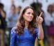  Kate Middleton à Québec le 3 juillet 2011. 
 Catherine, duchesse de Cambridge (Kate Middleton), devenue de manière fulgurante une icône de style depuis son entrée dans la famille royale, s'en est souvent remise au bleu, une couleur qu'elle affectionne, pour des occasions spéciales. 