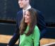  Kate Middleton lors de la tournée royale en Amérique du nord en juin-juillet 2011. 
 Catherine, duchesse de Cambridge (Kate Middleton), devenue de manière fulgurante une icône de style depuis son entrée dans la famille royale, s'en est souvent remise au bleu, une couleur qu'elle affectionne, pour des occasions spéciales. 
