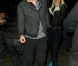Zach Braff et sa petite amie se rendent au concert de Coldplay au Hollywood Bowl, à Los Angeles, le vendredi 4 mai 2012.