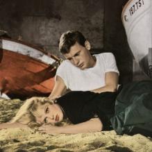 Jean-Louis Trintignant et Brigitte Bardot dans <em>Et Dieu... créa la femme</em> (1956)