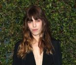 <p>Lou Doillon lors du vernissage de l\'exposition Rebel à Los Angeles le 12 mai 2012</p>
