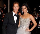 Matthew McConaughey et sa fiancée Camila Alves après la projection du film <em>Mud</em> au Festival de Cannes le 26 mai 2012.