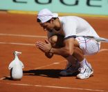 Novak Djokovic lors de la journée des enfants à Roland Garros le 26 mai 2012 à Paris