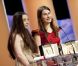 Cosmina Stratan (à droite) et Cristina Flutur, avec leur prix d'interprétation ex aequo pour Au-delà des collines, au Festival de Cannes 2012