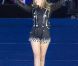  Kylie Minogue royalement sexy pour l'Union Jack et la reine Elizabeth II.  
 La reine Elizabeth II a pu compter sur le meilleur des artistes du royaume, réunis par le Take That Gary Barlow, pour faire vibrer son jubilé de diamant lors du concert donné à Buckingham Palace le 4 juin 2012. 