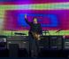 Sir Paul McCartney a poliment demandé à féliciter la reine et a fait bouger la loge royale au son de  Let it Be . La reine Elizabeth II a pu compter sur le meilleur des artistes du royaume, réunis par le Take That Gary Barlow, pour faire vibrer son jubilé de diamant lors du concert donné à Buckingham Palace le 4 juin 2012.