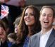  Le prince William et Kate Middleton, avec le prince Harry, ont bien profité du concert du jubilé. 
 La reine Elizabeth II a eu droit au meilleur des artistes du royaume, réunis par le Take That Gary Barlow, pour faire vibrer son jubilé de diamant lors du concert donné à Buckingham Palace le 4 juin 2012. 