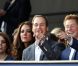  Le prince William et Kate Middleton, avec le prince Harry, ont bien profité du concert du jubilé. 
 La reine Elizabeth II a eu droit au meilleur des artistes du royaume, réunis par le Take That Gary Barlow, pour faire vibrer son jubilé de diamant lors du concert donné à Buckingham Palace le 4 juin 2012. 