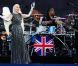 La reine Elizabeth II a été honorée par le meilleur des artistes du royaume, réunis par le Take That Gary Barlow, qui ont fait vibrer son jubilé de diamant lors du concert donné à Buckingham Palace le 4 juin 2012.