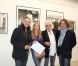 Mathieu Petit, Mathilde Seigner, le producteur Farid Lahouassa et Daniel Angeli au vernissage de son exposition Icônes à la galerie Art District à Paris, le 6 juin 2012.