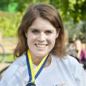Princesse Eugenie: Superbe après 105km à vélo de nuit, sa mère Fergie très fière