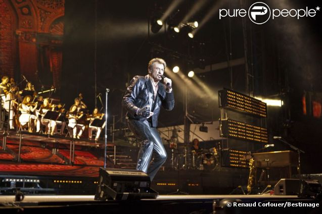 EXCLUSIF : Johnny Hallyday en concert à Genève dans une configuration stade, le 2 juin 2012.