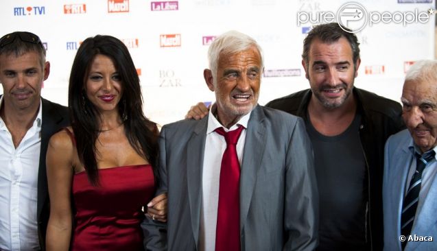 Paul Belmondo, Barbara Gandolfi, Jean-Paul Belmondo, Jean Dujardin et Charles Gérard au Palais des Beaux-Arts de Bruxelles, le 19 juin 2012.