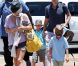 Britney Spears arrive à l'aéroport de Maui, le vendredi 6 juillet 2012 pour rentrer à Los Angeles.