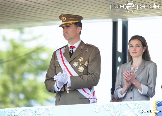 AGENDA DE LOS PRINCIPES DE ASTURIAS - Página 65 892992-le-prince-felipe-et-la-princesse-637x0-1