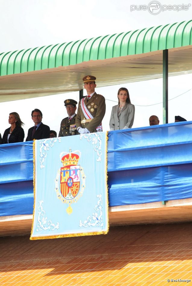 AGENDA DE LOS PRINCIPES DE ASTURIAS - Página 65 892999-le-prince-felipe-et-la-princesse-637x0-1