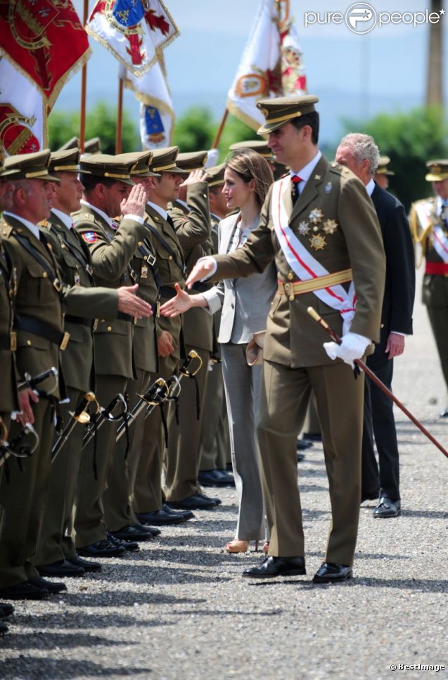 AGENDA DE LOS PRINCIPES DE ASTURIAS - Página 65 893001-le-prince-felipe-et-la-princesse-637x0-1