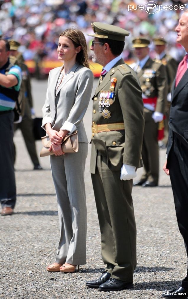 AGENDA DE LOS PRINCIPES DE ASTURIAS - Página 65 893005-le-prince-felipe-et-la-princesse-637x0-1