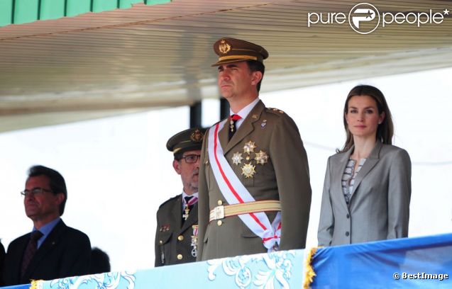 AGENDA DE LOS PRINCIPES DE ASTURIAS - Página 65 893014-le-prince-felipe-et-la-princesse-637x0-1