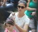 Katie Holmes, sa fille Suri et sa mère Kathleen se sont rendues au zoo de New York, le 11 juillet 2012