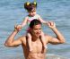 Mario Lopez, papa gâteau avec sa fille Gia. Malibu, le 15 juillet 2012.