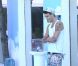 A la recherche d'un indice sur le secret de Julien dans Secret Story 6