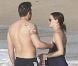 EXCLU - Jennifer Garner et Ben Affleck jouent avec leur petite Seraphina aux côtés de Violet sur une plage de Puerto Rico le 15 juillet 2012 