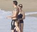  EXCLU - Jennifer Garner et Ben Affleck jouent avec leur petite Seraphina aux côtés de Violet sur une plage de Puerto Rico le 15 juillet 2012 