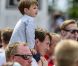 La princesse Marie et le prince Henrik, 3 ans, étaient présents auprès du prince Joachim de Danemark lors du Grand Prix historique de Copenhague le 4 août 2012.