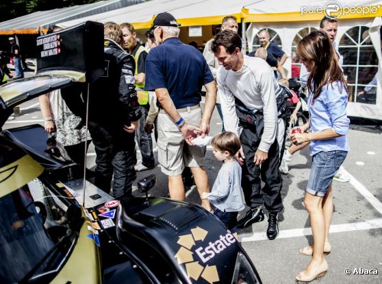 Princesse Marie : Des baisers pour Joachim, et des bolides pour Henrik, 3 ans