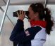 Kate Middleton le 6 août 2012 à Weymouth lors de la  medal race  de la compétition de voile catégorie Laser, dans laquelle étaient engagés le Britannique Paul Goodison chez les hommes et l'Irlandaise Annalise Murphy chez les femmes.