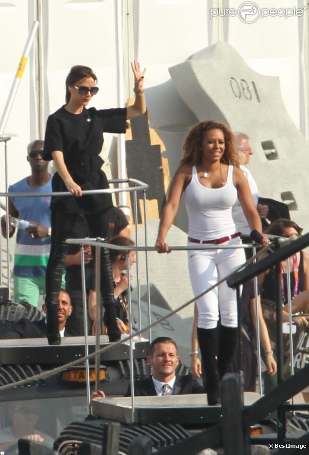 Victoria Beckham et Mel B en répétitions dans le plus grand secret pour leur show prévu lors de la cérémonie de clôture des Jeux olympiques. Le 9 août 2012