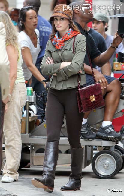 Leighton Meester blasée sur le tournage de Gossip Girl à New York, le 10 août 2012