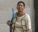 La ministre déléguée à la réussite éducative George Pau-Langevin, tout de beige vêtue lors de son arrivée au Palais de l'Élysée pour le conseil des ministres. Paris, le 22 août 2012.