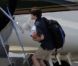  EXCLU : Le petit Liam, fils d'Harrison Ford et Calista Flockhart, part en week-end avec ses parents en jet privé, à Los Angeles, le 31 août 2012 