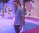 Julien s'apprête à retrouver Fanny dans le sas ( Secret Story 6  - quotidienne du samedi 1er septembre 2012).