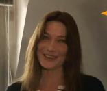 Carla Bruni-Sarkozy dans les locaux de Libération