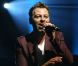 Christophe Maé sur la scène de l'Olympia durant le concert Leurs Voix pour l'Espoir. Paris, le 15 septembre 2012.