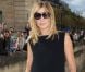 Clotilde Courau arrive à l'Hôtel National des Invalides pour assister au défilé prêt-à-porter Christian Dior printemps-été 2013. Paris, le 28 septembre 2012.