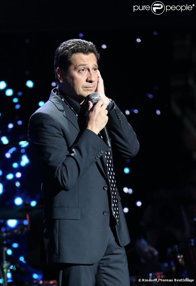Photos exclusives de Laurent Gerra imitant Gilbert Bécaud et tous les grands artistes prises en live sur l'émission Hier Encore diffusée le 29 septembre en prime time sur France 2