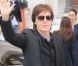 Paul McCartney arrive à l'Opéra Garnier pour assister au défilé printemps-été 2013 de sa fille Stella McCartney. Paris, le 1er octobre 2012.