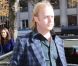 James McCartney, petit frère de Stella, de retour au George-V avec les membres de sa famille. Paris, le 1er octobre 2012.