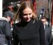 Stella McCartney et son fils Miller de retour au George V après le défilé. Paris, le 1er octobre 2012.