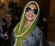 M.I.A. pose dans les coulisses du défilé Stella McCartney printemps-été 2013. Paris, le 1er octobre 2012.