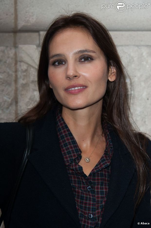 Virginie Ledoyen assiste au défilé Paul &amp; Joe printemps-été 2013 au Pavillon Cambon. Paris, le 2 octobre 2012.