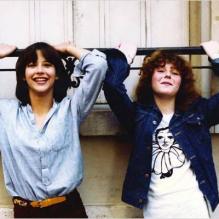 La Boum (1980) - Vic (Sophie Marceau) et Pénélope (Sheila O'Connor)