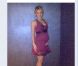 Shakira, enceinte de son premier enfant avec Gerard Piqué, a publié le 6 octobre 2012 sur sa page Facebook la toute première photo d'elle enceinte, de six mois.