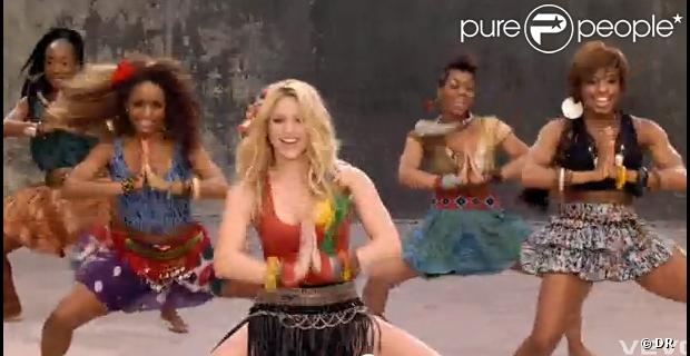 Shakira,  Waka Waka , le clip qui a permis le rapprochement de la chanteuse colombienne et du footballeur Gerard Piqué.